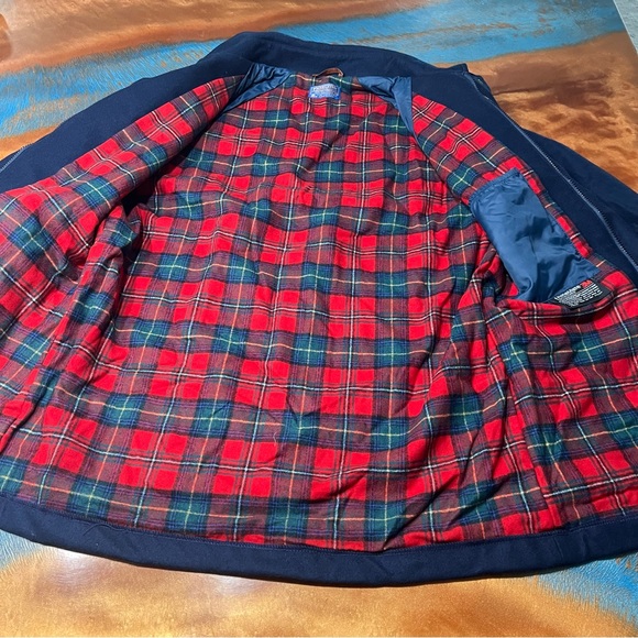 Vintage Pendleton Navy Wool plaid lined Coat size medium NOS made in USA - Picture 2 of 12